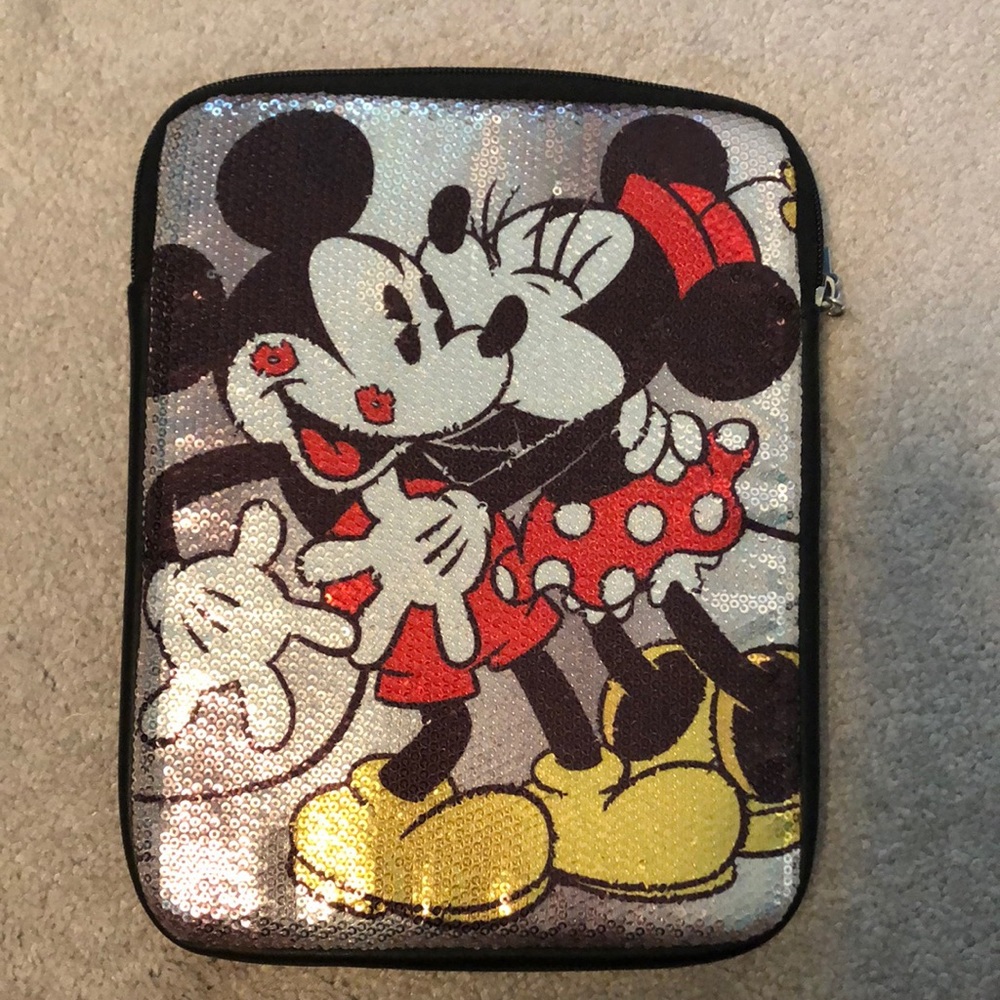 Disney Parks Mickey and Minnie iPad/tablet case